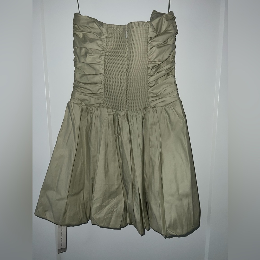 reformation Clea Dress - Picture 3 of 4